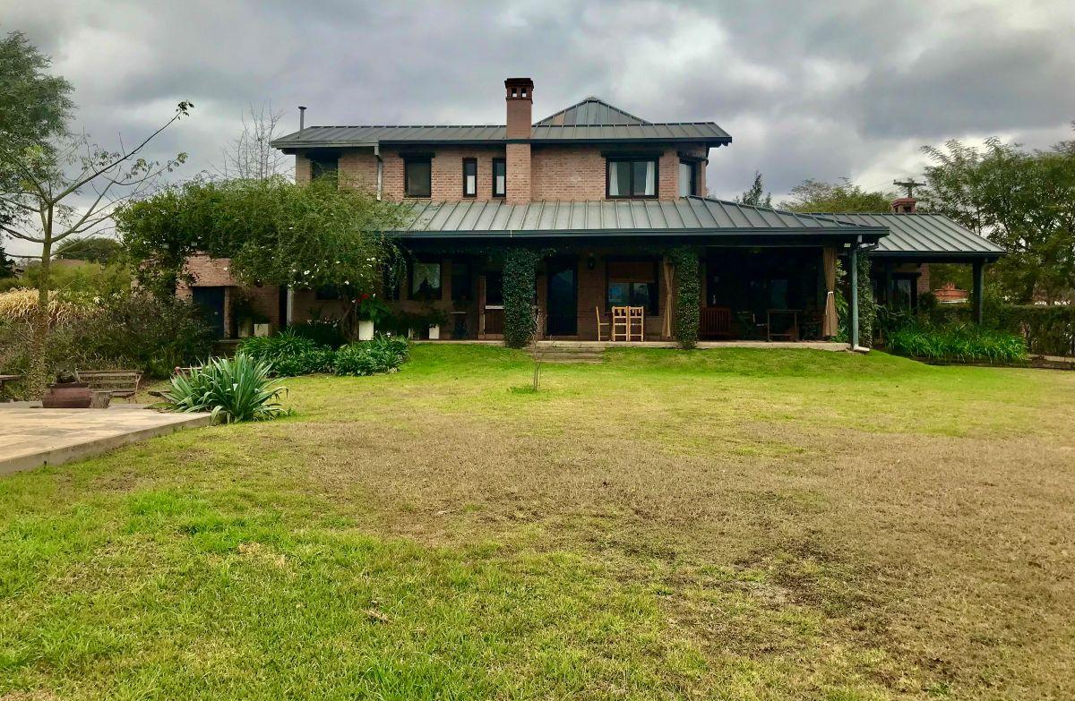 Foto de El Tipal - Casa en Venta de 400 m² en lote 4000 m²., imagen 2