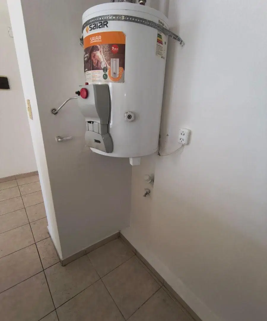Bv. Illia 416 – Piso 7 “A” 3