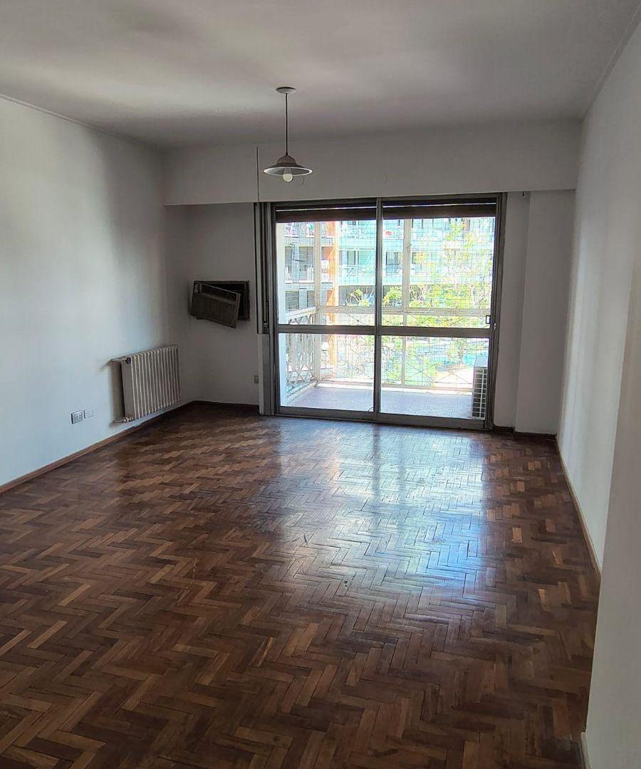 Foto de DEPARTAMENTO 2 DORMITORIOS – YRIGOYEN 394 – 2° D, imagen 1