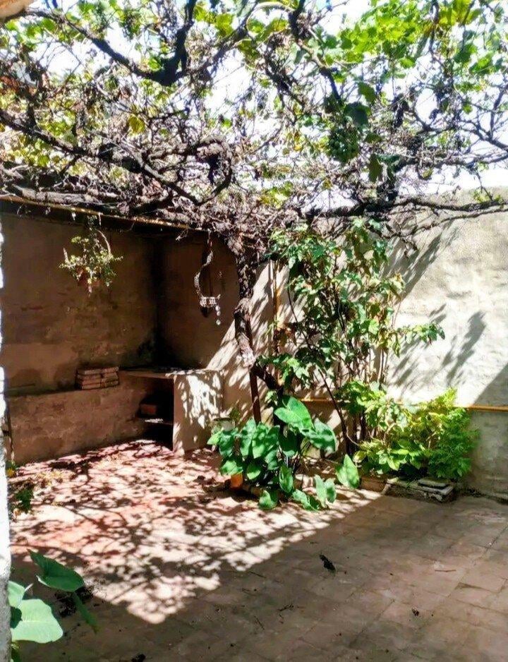 Foto de Oportunidad! Casa en venta, 2 dormitorios, escritura, a 4 cuadras de Av, imagen 3