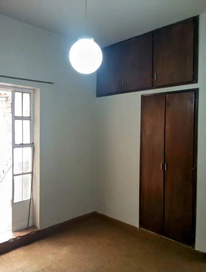 Foto de Oportunidad! Casa en venta, 2 dormitorios, escritura, a 4 cuadras de Av, imagen 4