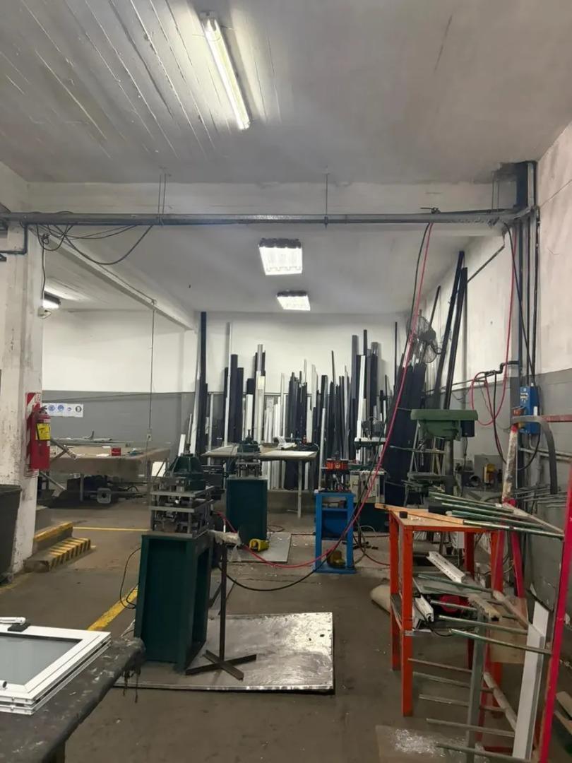 Foto de ALQ GALPON DE 900M2 TOTALES EN MUNRO, imagen 4