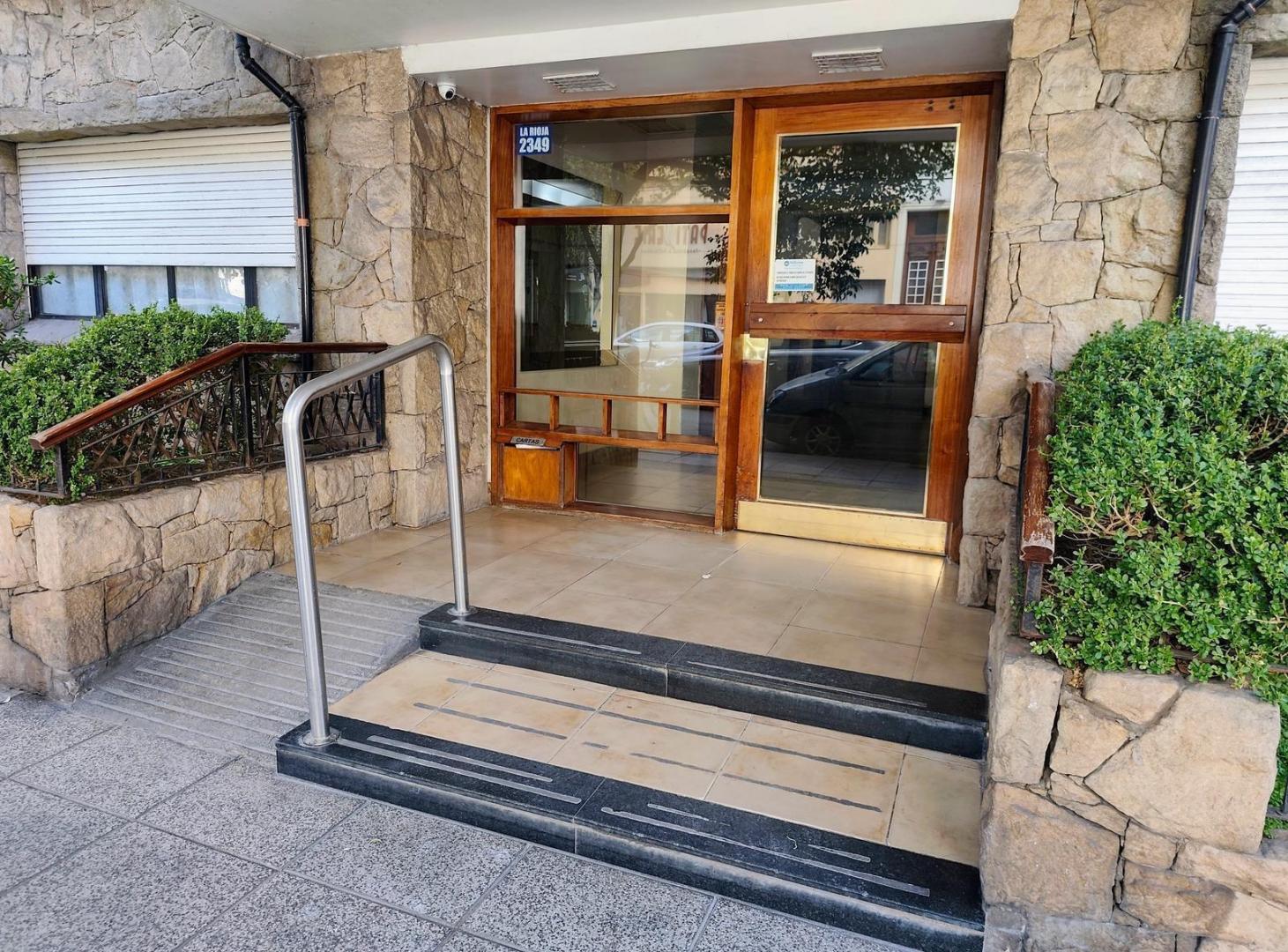 Foto de Departamento 3 Ambientes - Estado Orgininal Plaza Mitre, imagen 1