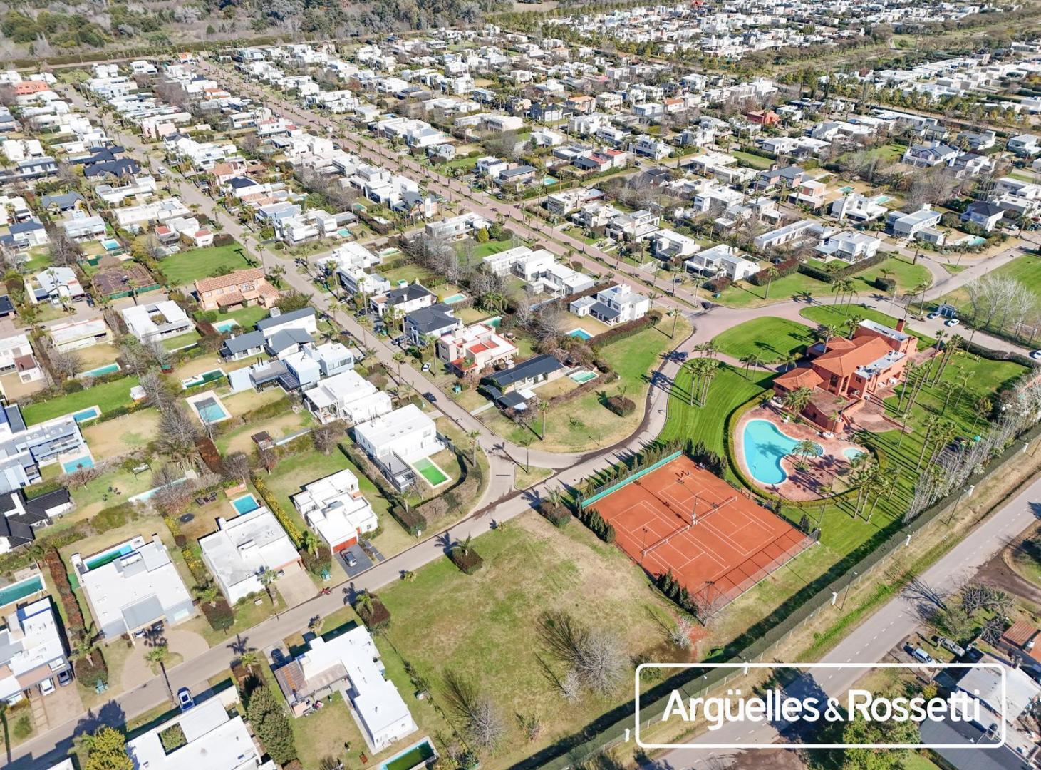 Terreno en Miraflores Funes Hills