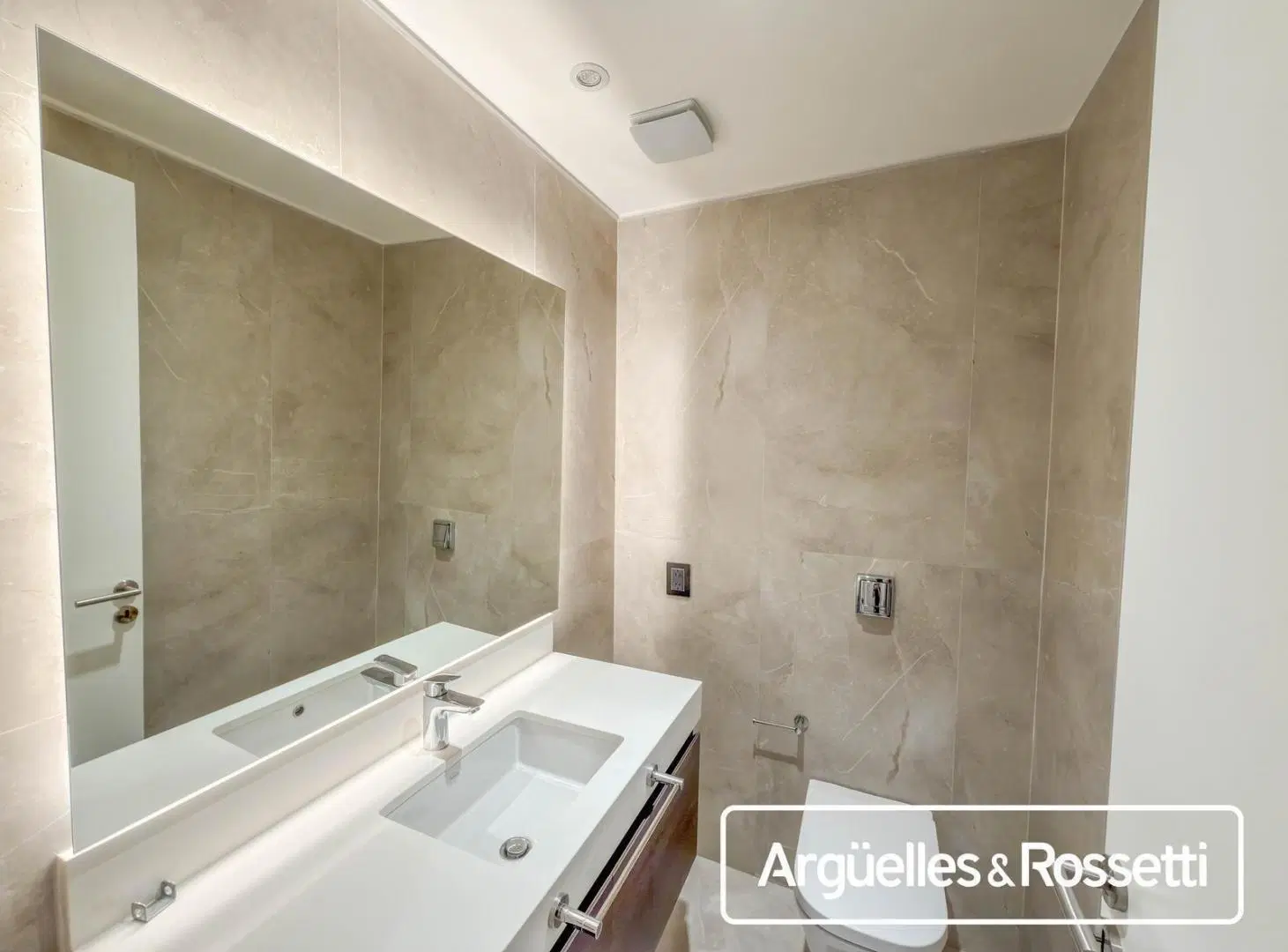 Alquiler Departamento 3 Dormitorios con cocheras Fisherton Park 3
