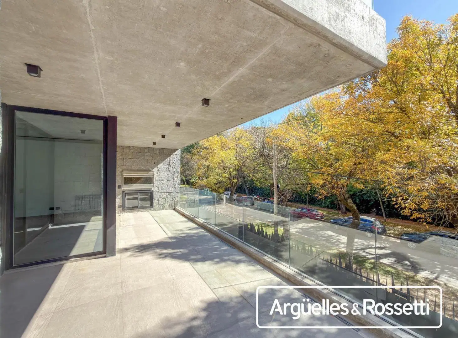 Alquiler Departamento 3 Dormitorios con cocheras Fisherton Park 5