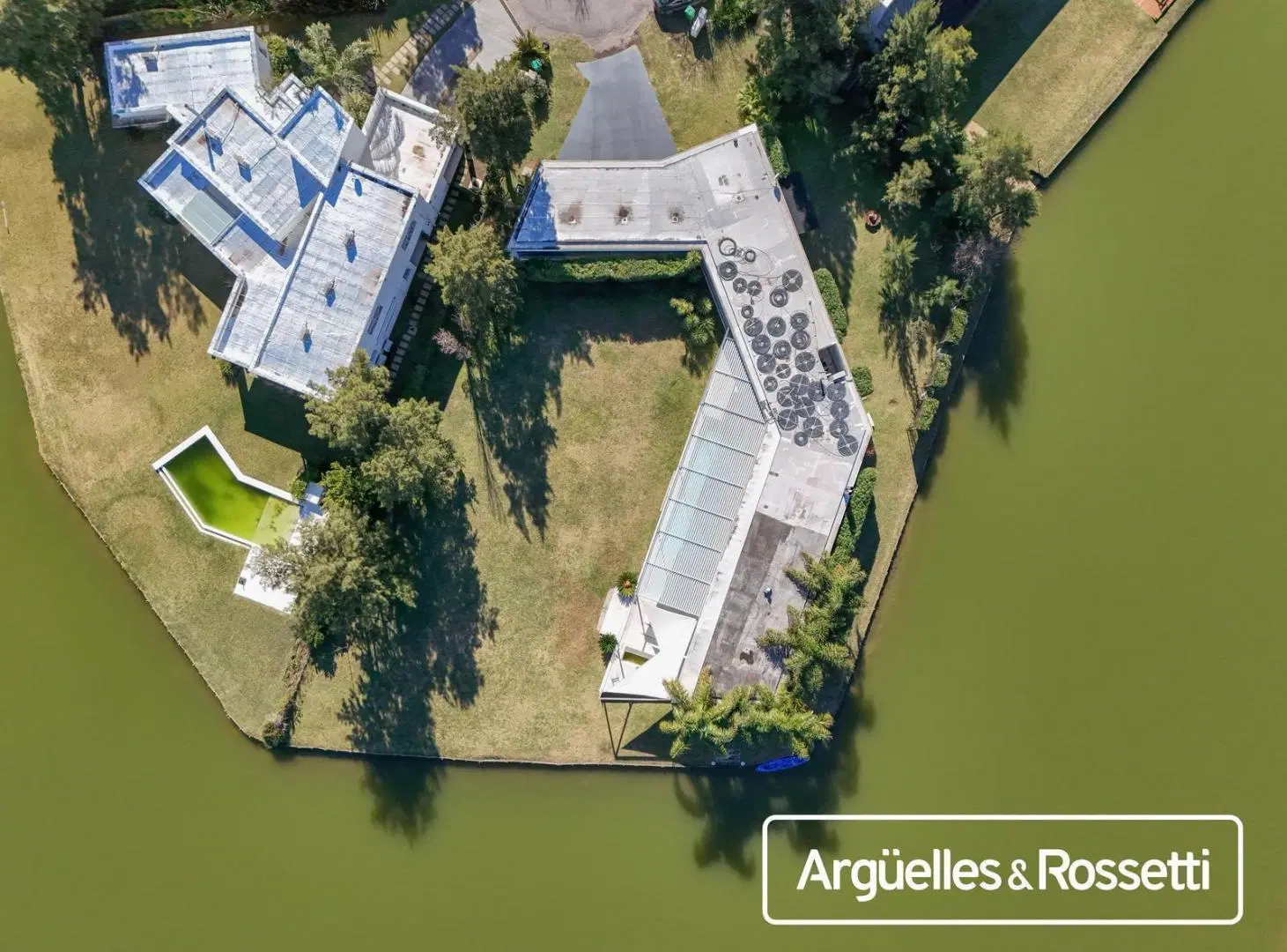 Venta Casa 3 Dormitorios Country Aldea Lago 8