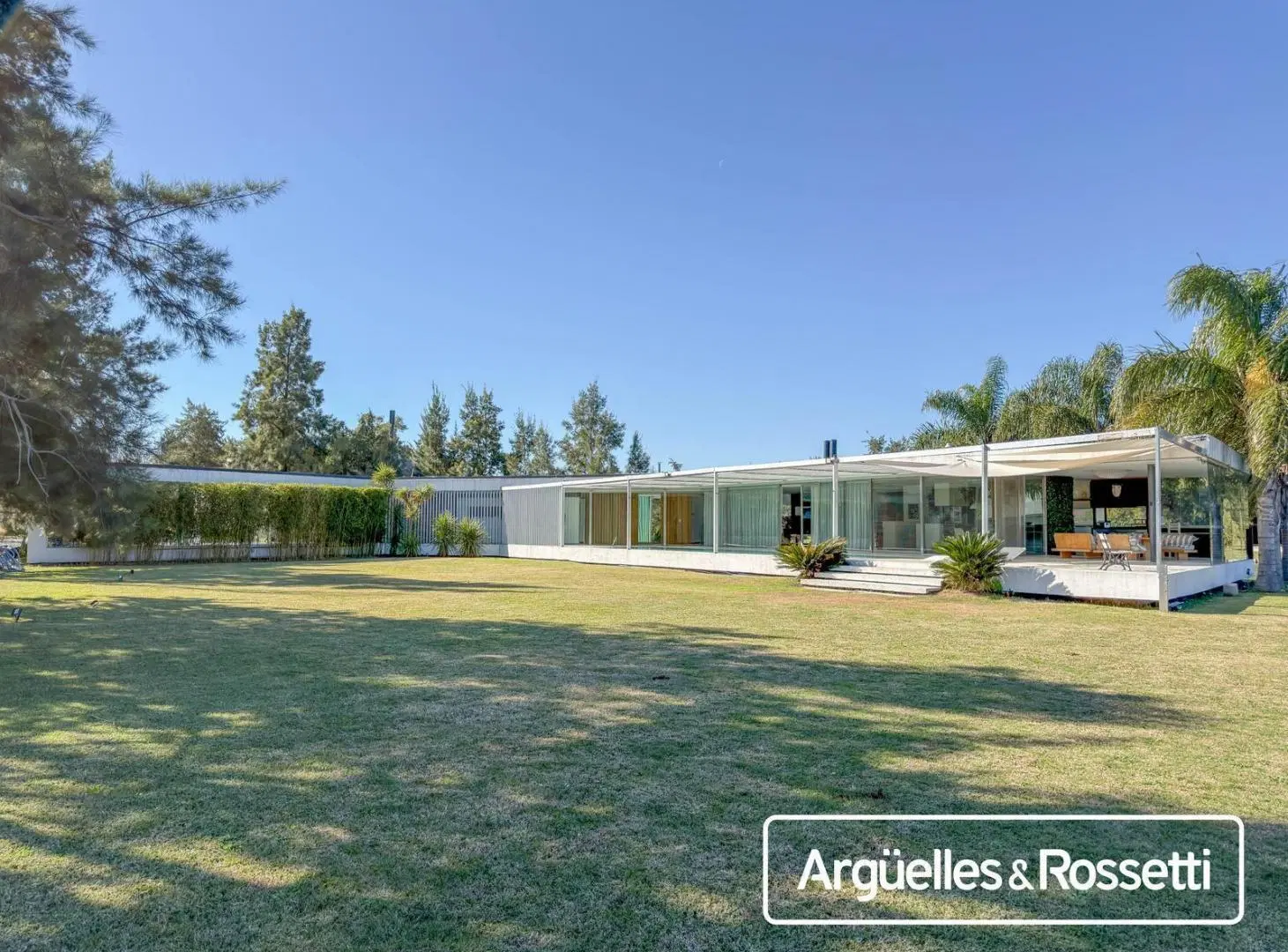 Venta Casa 3 Dormitorios Country Aldea Lago 2
