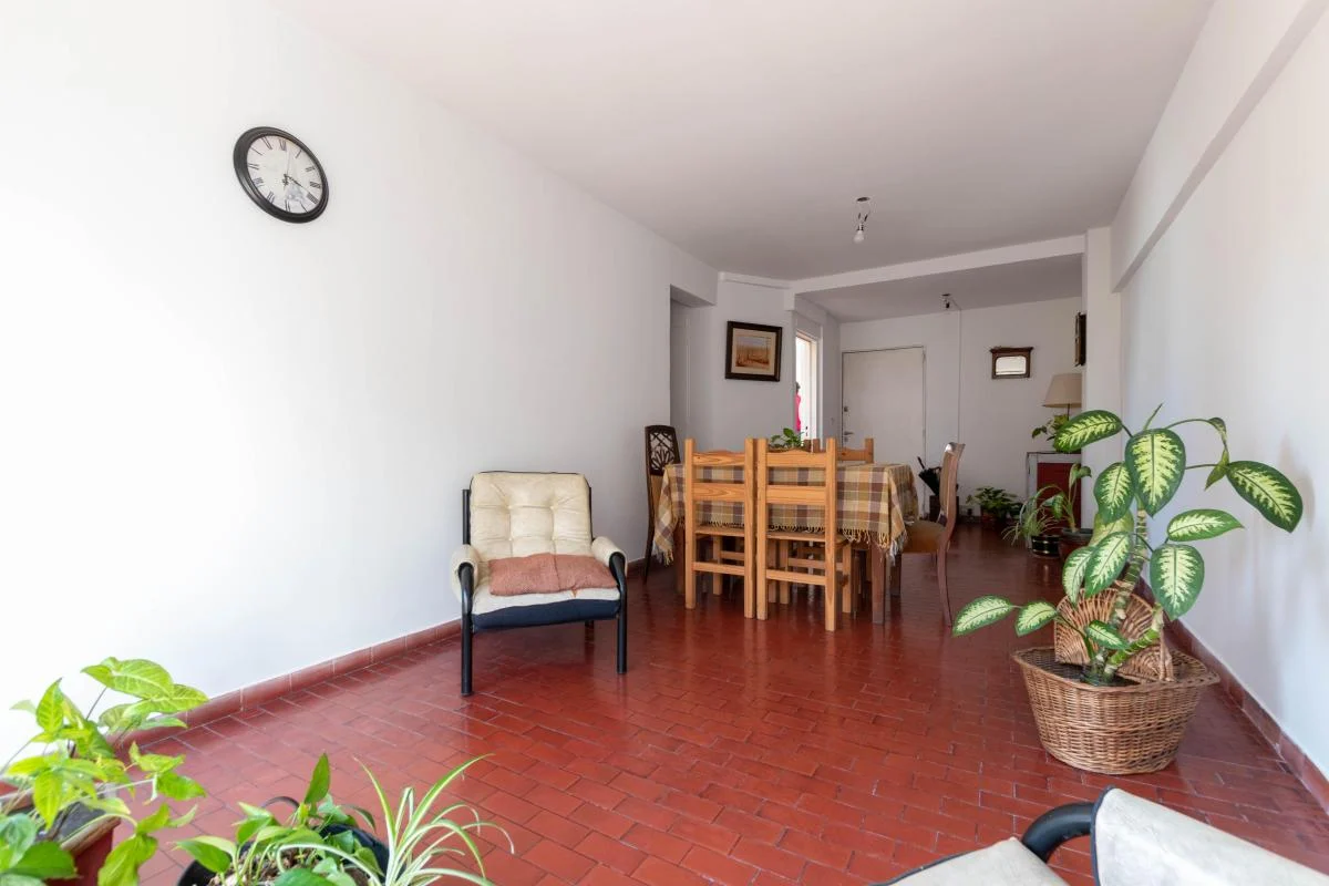 Departamento en Venta 3 Ambientes Al Frente con Balcón y Terraza en Caballito 1