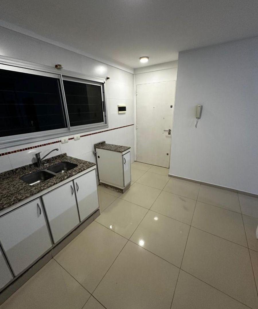 Foto de Departamento joven en venta en villa pueyrredon con cocheras, imagen 2