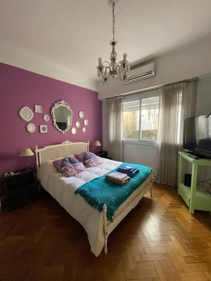 Departamento en Venta- Apto Profesional- 2 Ambientes amplios- Muy Buen Estado-Retiro 5