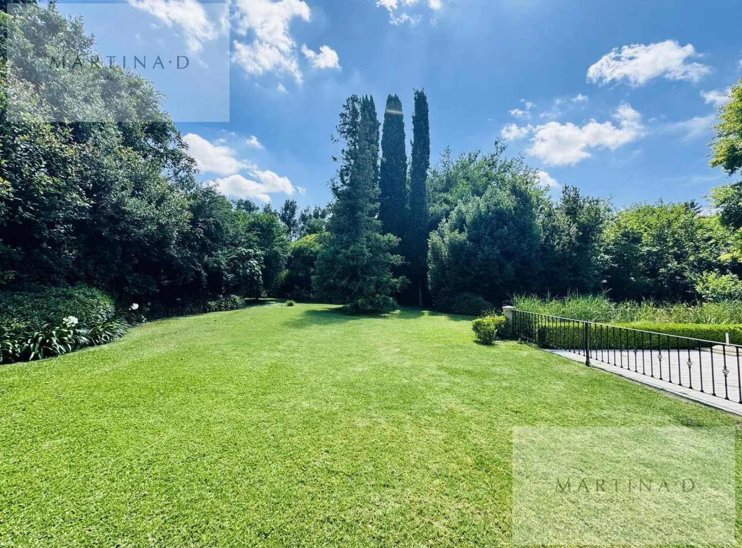 Casa en Venta - 8 ambientes -  Jardín - Pileta - Country San Jorge Village 2