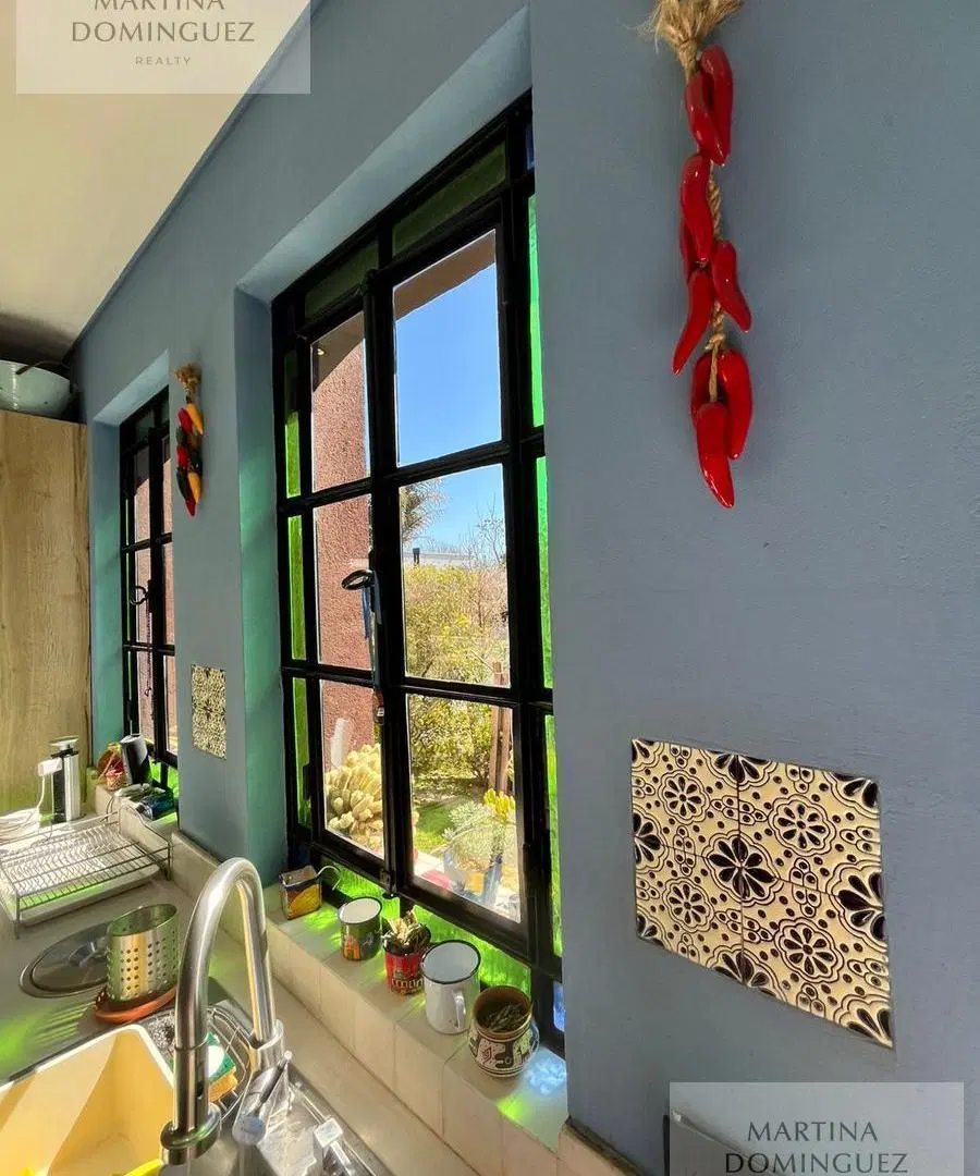 Casa en venta -  5 ambientes -lote central -pileta climatizda. 3