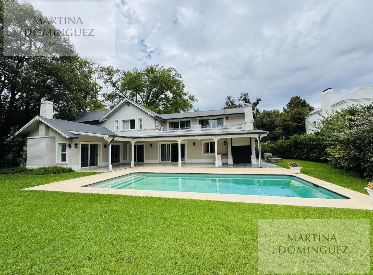 Casa en venta-  5 dormitorios -Escritorio-Pileta - Barrio San Jorge Village 5