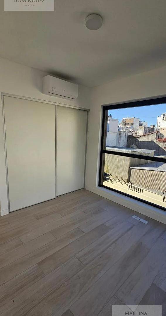 Foto de Departartamento en Venta- 2 ambientes- Balcon al frente - Recoleta, imagen 2