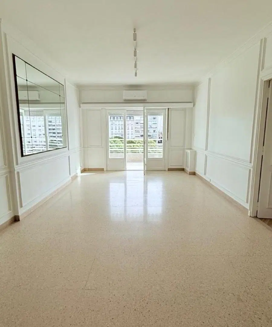 Departamento en Alquiler- Sin muebles- 4 ambientes- Retiro 4