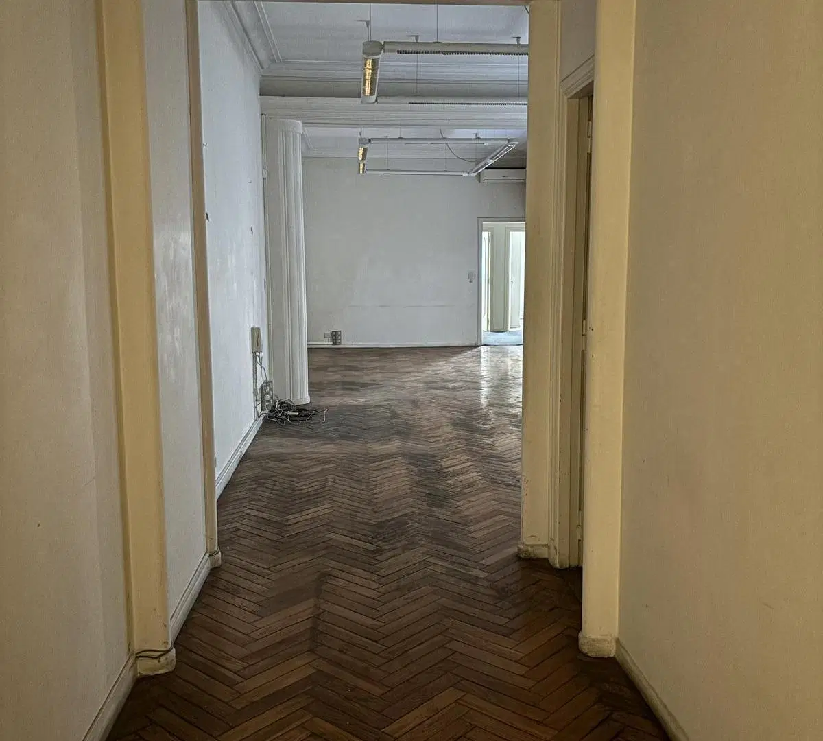 Departamento en Venta Quintana -4 ambientes- Apto profesional- Ubicación Premium en Recoleta! 3