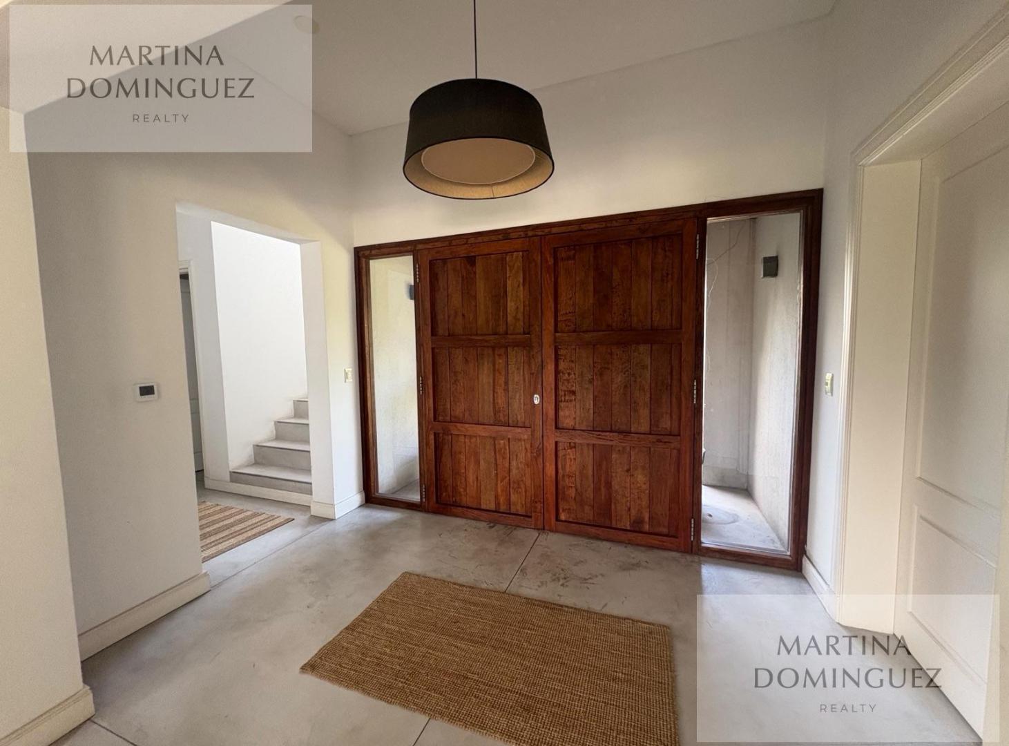 Foto de Casa en Venta- 7 ambientes - Jardin - Pileta - Laguna del Sol, imagen 2