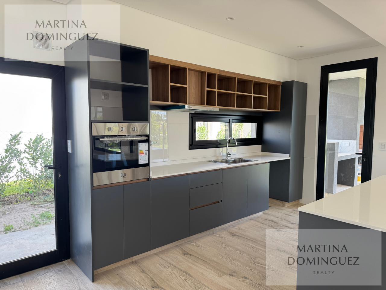 Foto de Casa en Venta - 5 ambientes- Pileta - El Cantón Golf, imagen 5
