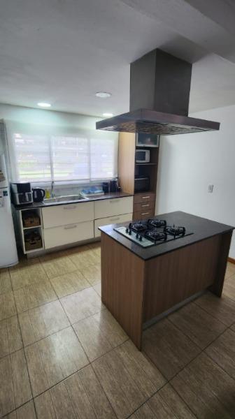Foto de Casa en Venta en Mar Del Plata, imagen 2