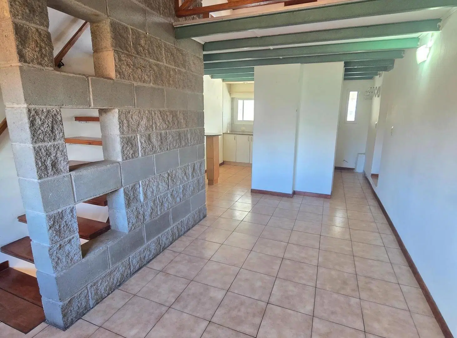 PH en Venta en La Perla 5