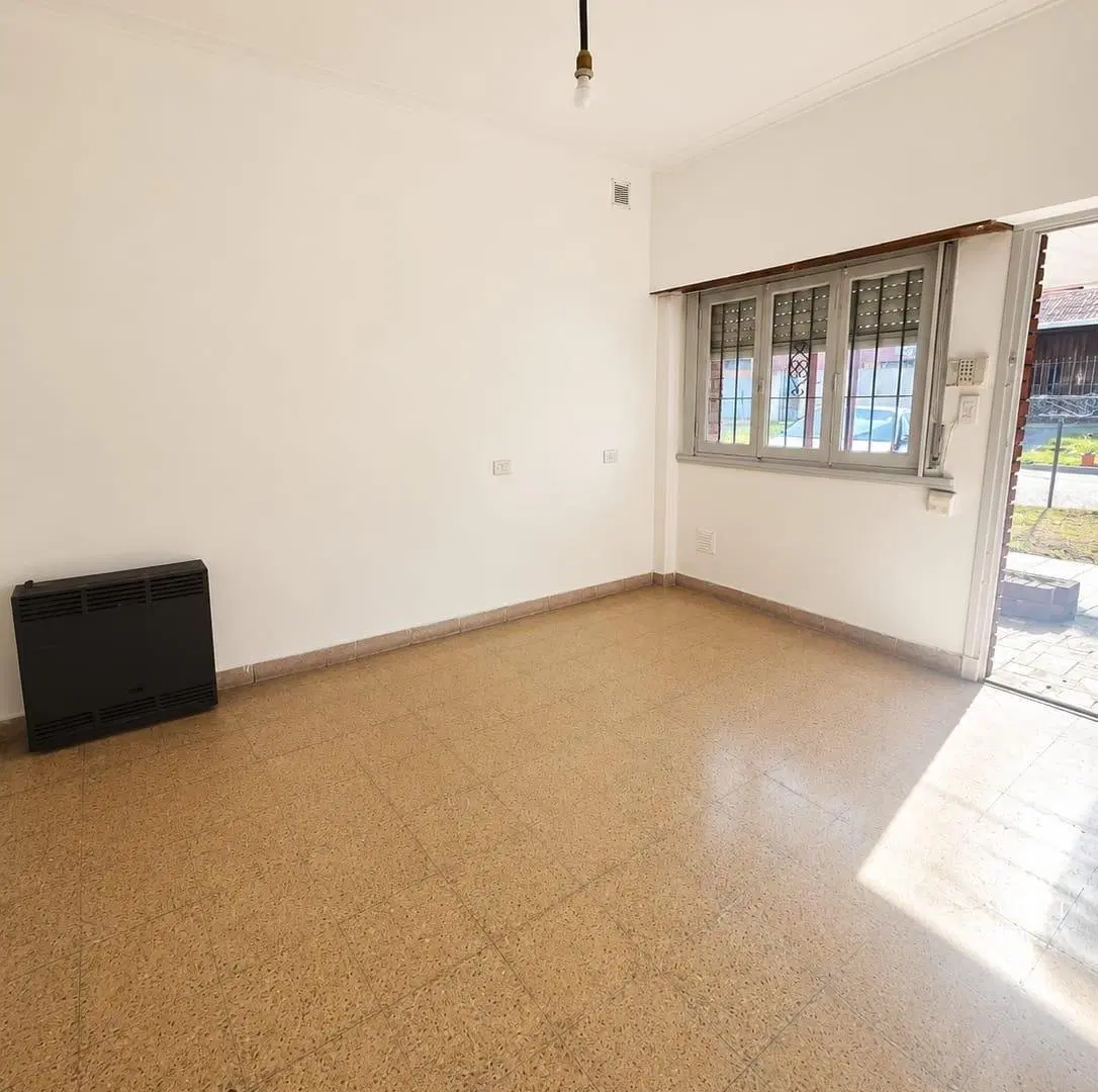 Casa en Alquiler en Villa Primera 2