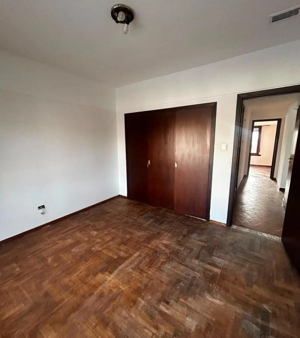 Casa en Venta en Pompeya 4