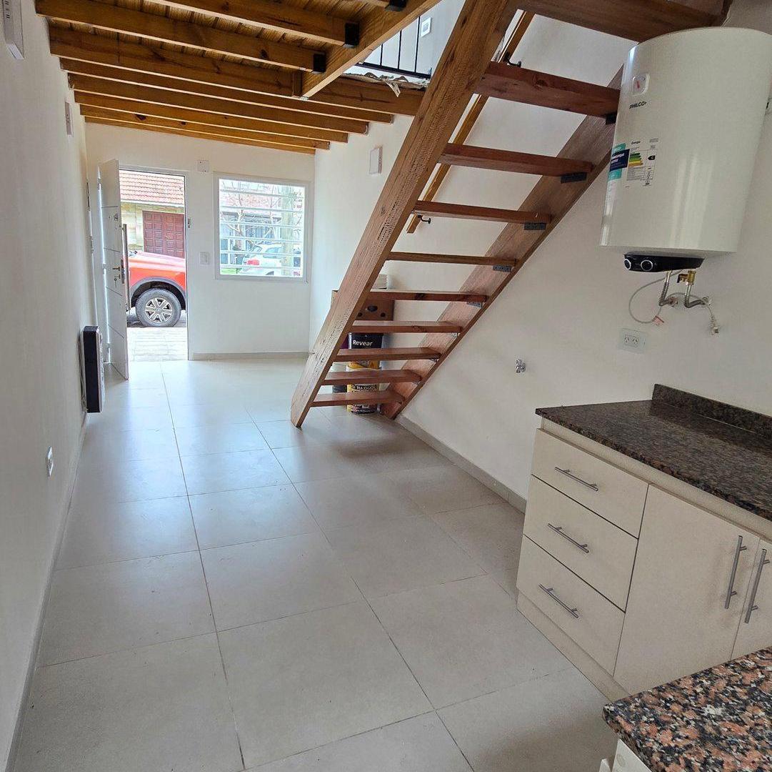 Foto de PH en Venta en Villa Primera, imagen 5