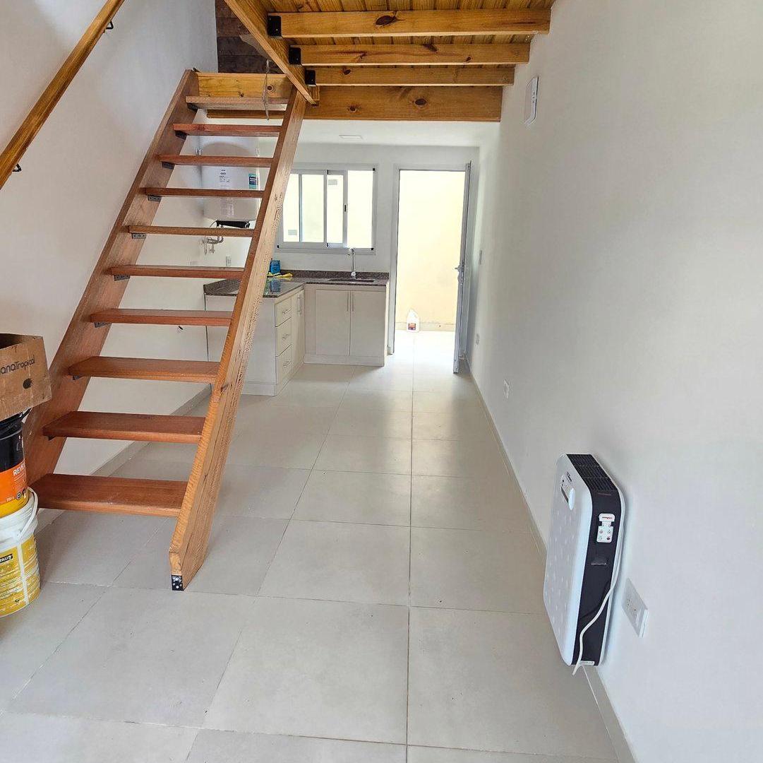 Foto de PH en Venta en Villa Primera, imagen 1