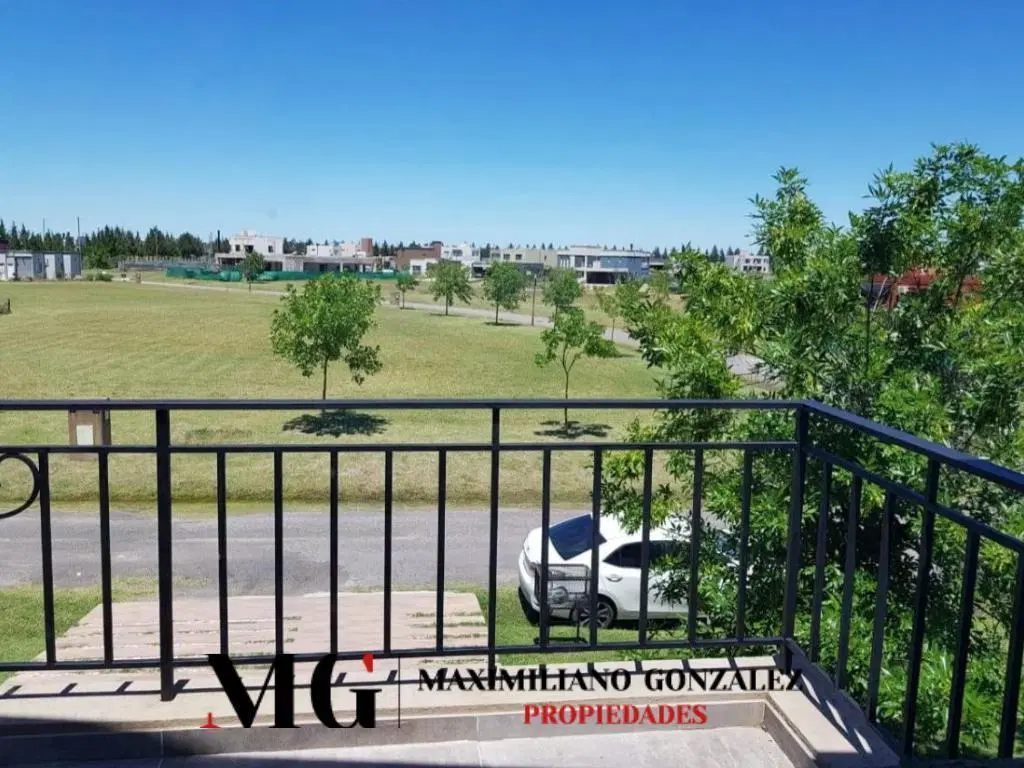 Casa venta y alquiler - Cruz del Sur 5