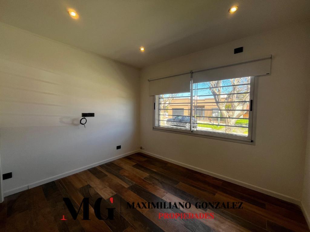 Foto de Casa venta - Lomas de Zamora, imagen 3