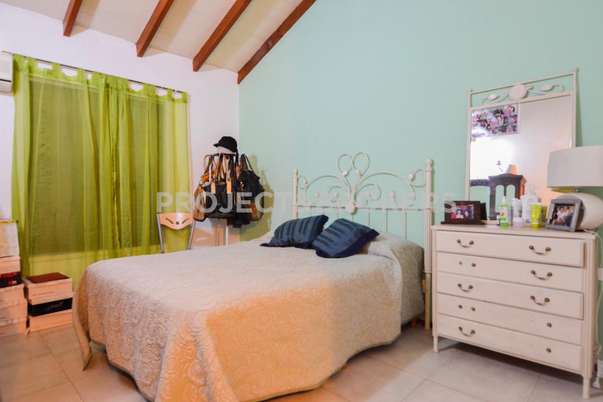 Preciosa casa en Castelar Norte