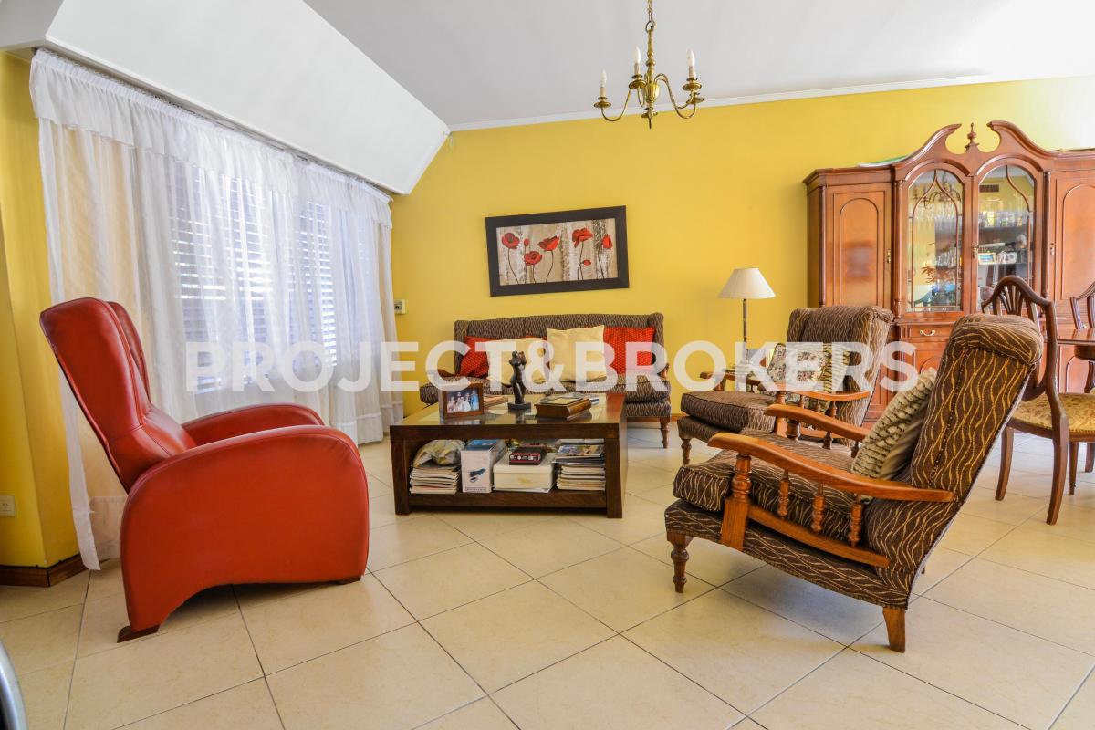Espectacular casa en venta Castelar Norte