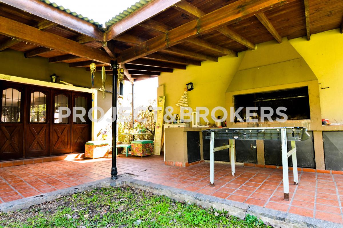 Foto de Preciosa casa en Villa Udaondo, imagen 2