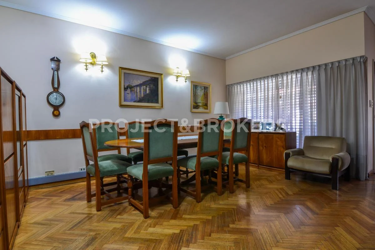 Casa en venta en Castelar Norte