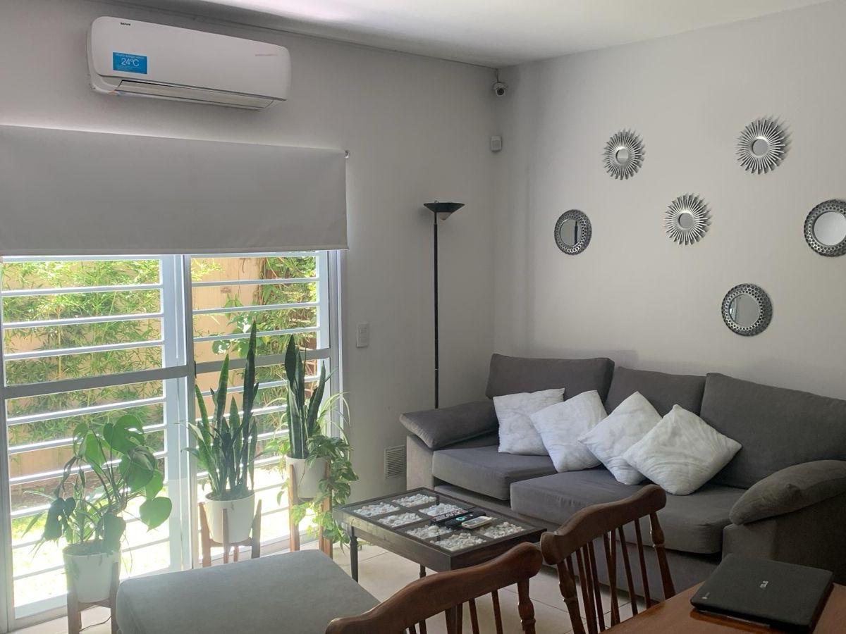 Hermoso y Amplio Duplex en Ituzaingo Sur Muy Cerca de La Estación 1