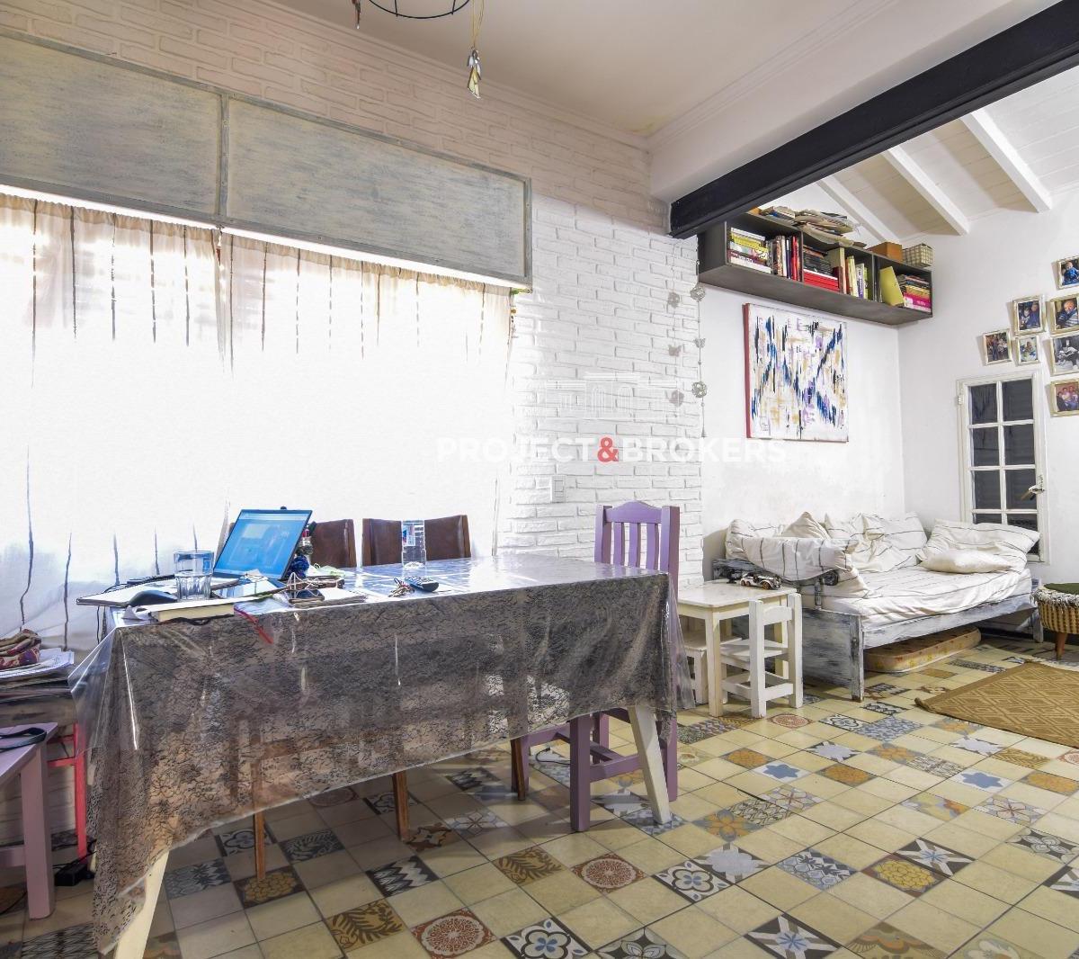 Hermoso y Calido Chalet Estilo Vintage Renovado. Apto Credito 3