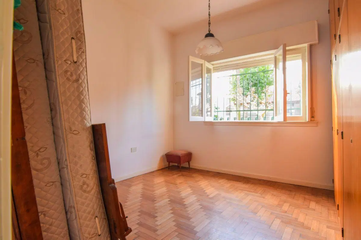 Casa en venta en Castelar 3