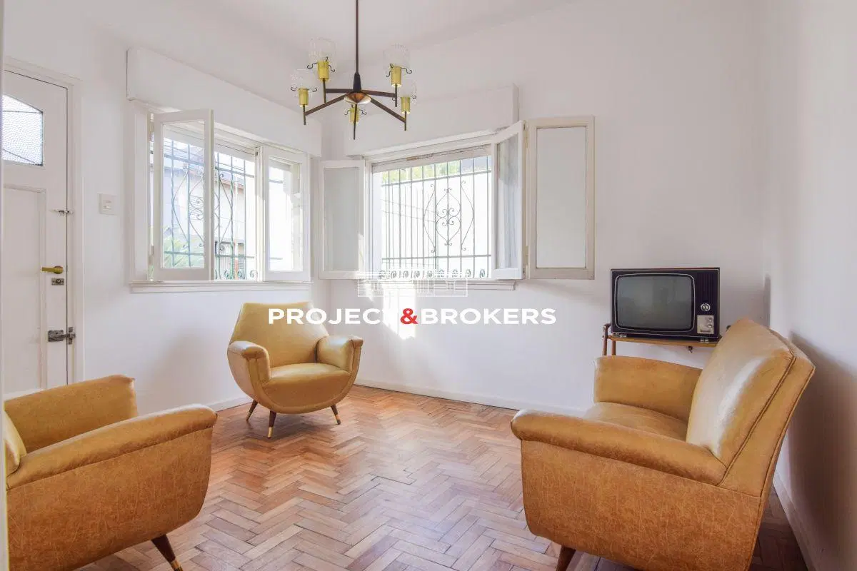 Casa en venta en Castelar 4