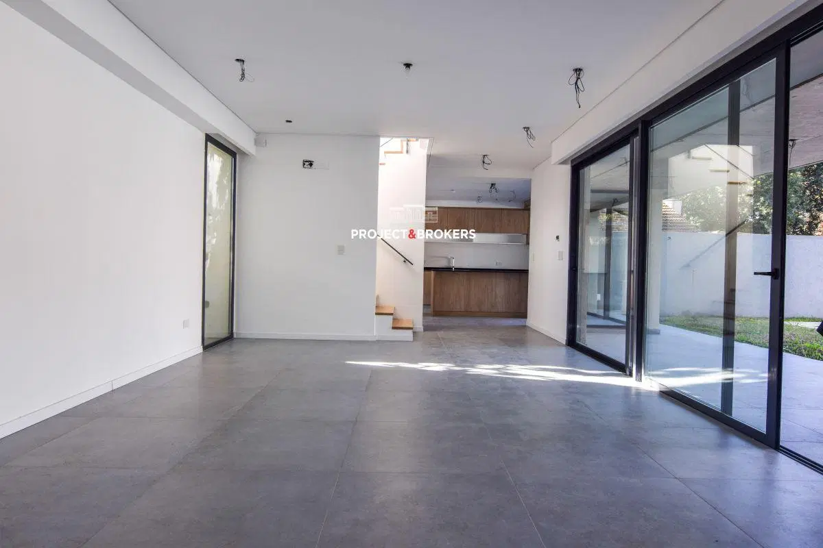 Espectacular casa en Castelar Norte 5