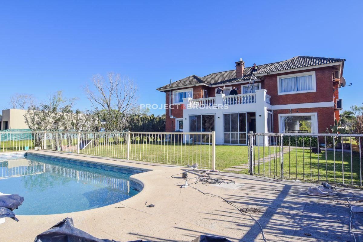 Foto de Exclusiva casa 4 ambientes en Country Boca Raton, imagen 2