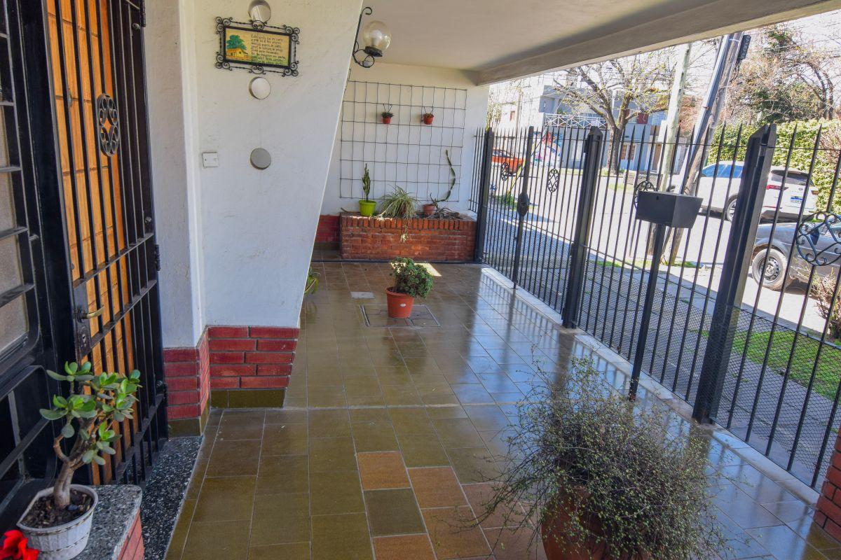 Foto de Casa en venta en ituzaingo, imagen 2