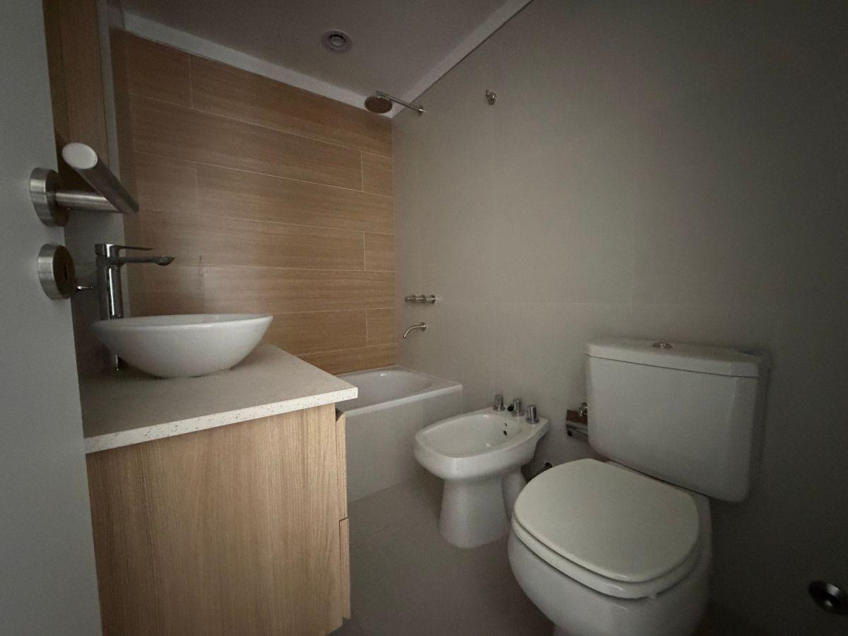 Foto de Departamento 3 ambientes de categoría en Ituzaingó Norte, imagen 3