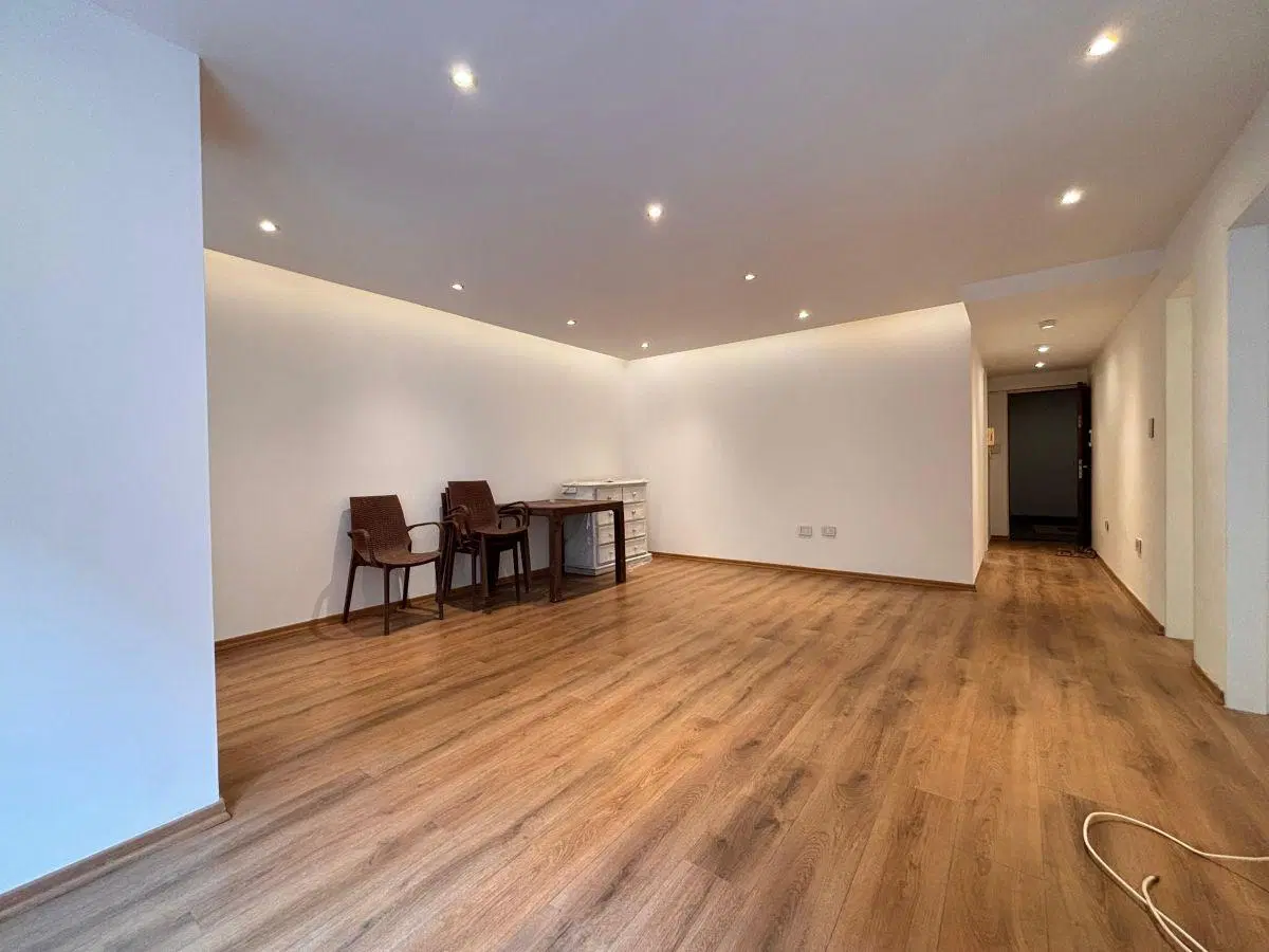 2 dormitorios y patio- Reciclado 5
