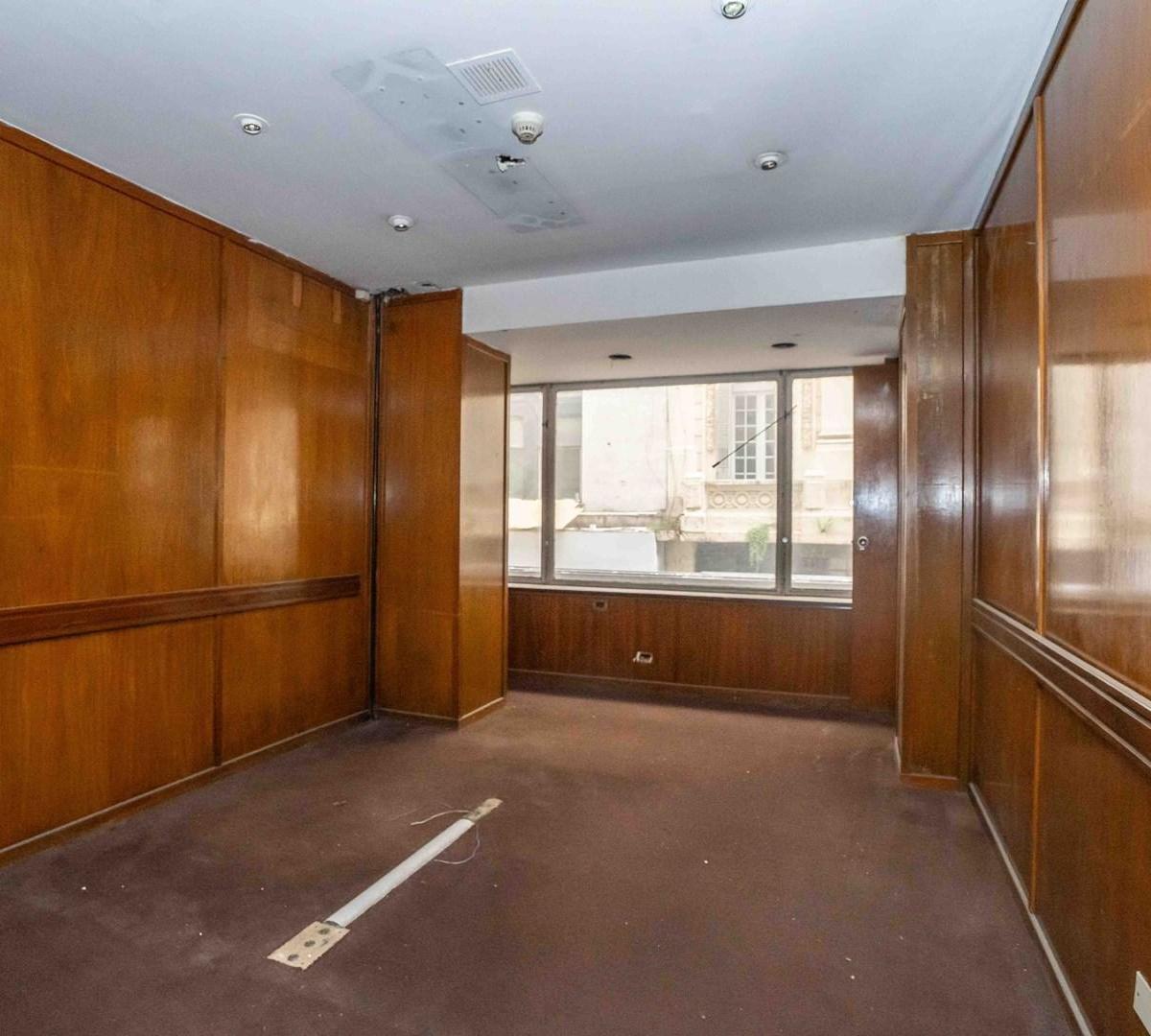 Foto de Local en Venta en Monserrat, Capital Federal, Buenos Aires, imagen 2