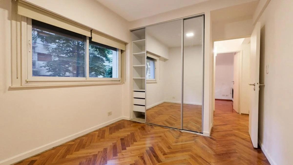 Venta Departamento 4 Ambientes Balcón Cochera en Belgrano. 3