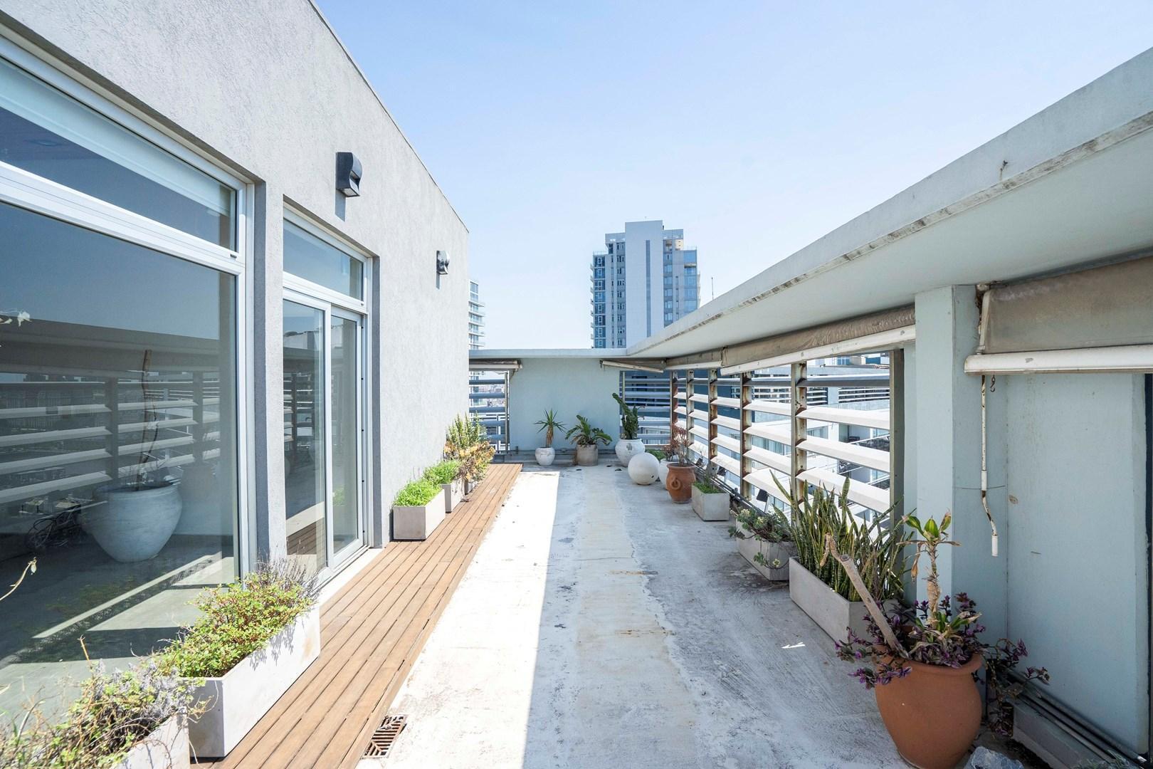 Foto de Departamento en Venta Zencity 3 ambientes dúplex vista abierta en, imagen 4