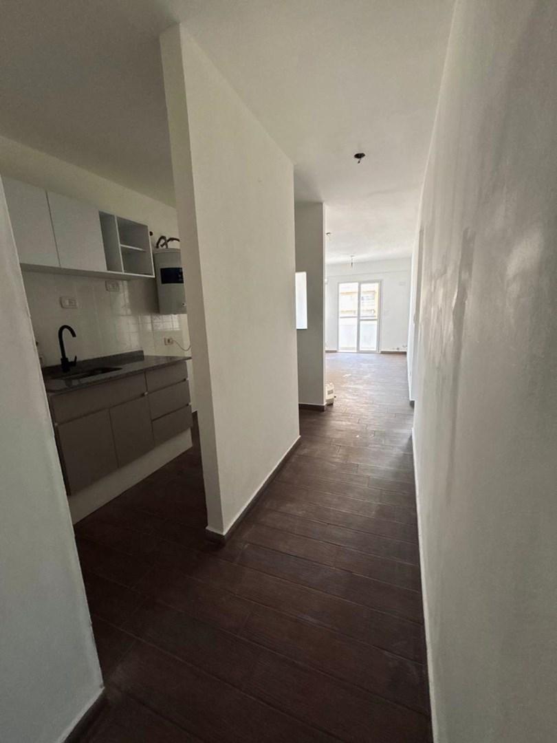 Foto de Departamento en Venta en Caseros, Tres de Febrero, G.B.A. Zona Oeste, imagen 3