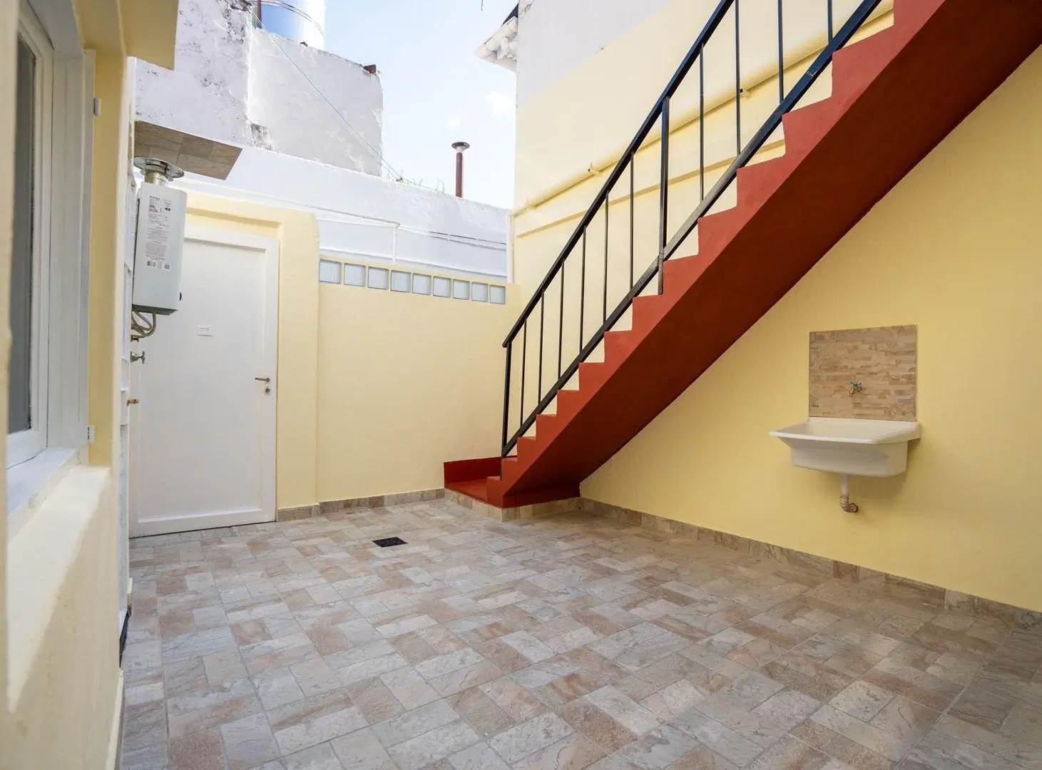 Ph Tipo Casa 3 amb con Patio y Terraza Propia !!! SIN EXPENSAS . 5