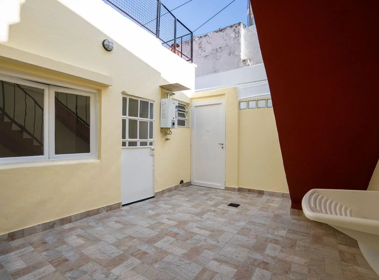 Ph Tipo Casa 3 amb con Patio y Terraza Propia !!! SIN EXPENSAS . 5